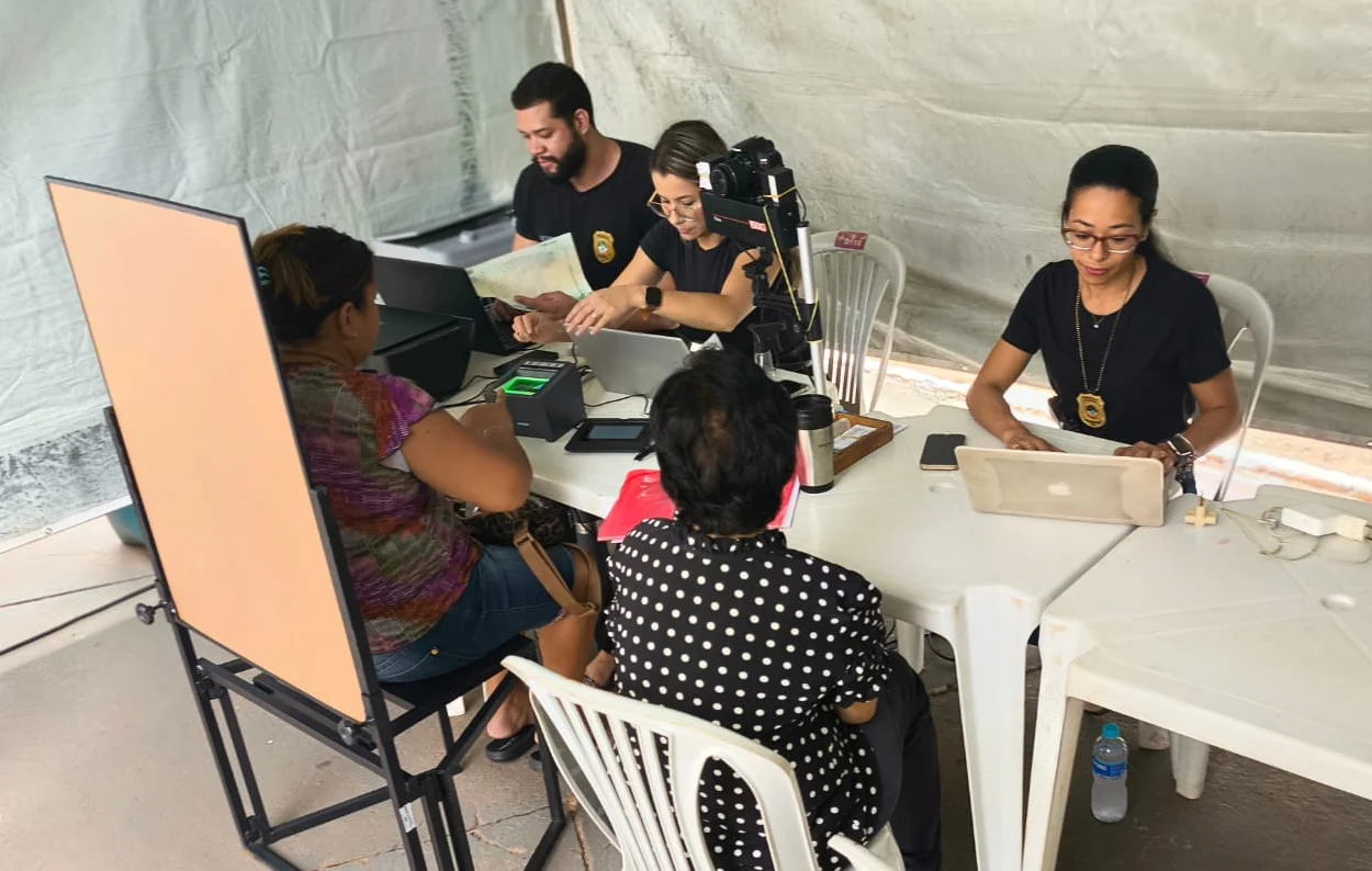 Acesso à cidadania: cerca de 80 mulheres são atendidas com emissão da Carteira de Identidade Nacional