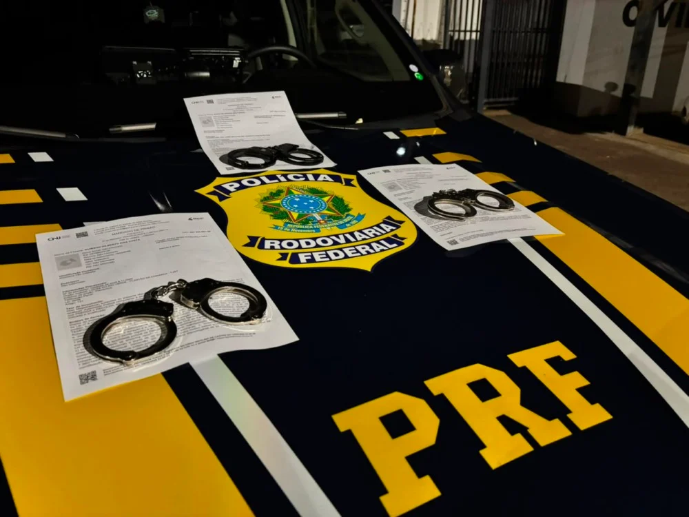 PRF prende em Paranaíba três suspeitos de envolvimento em sequestro e morte de adolescente em MT